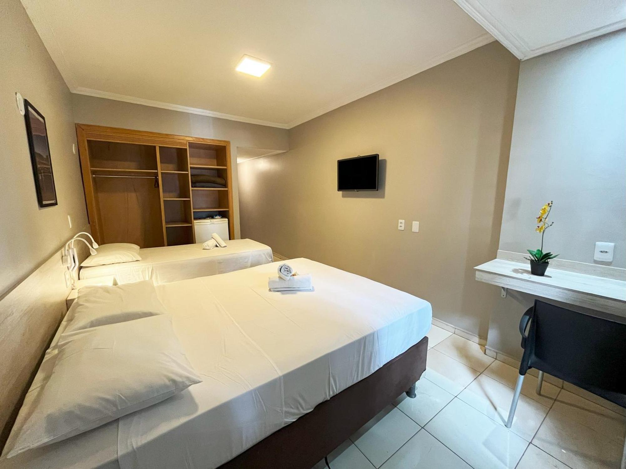 Hotel Econotel Brasilia Esterno foto