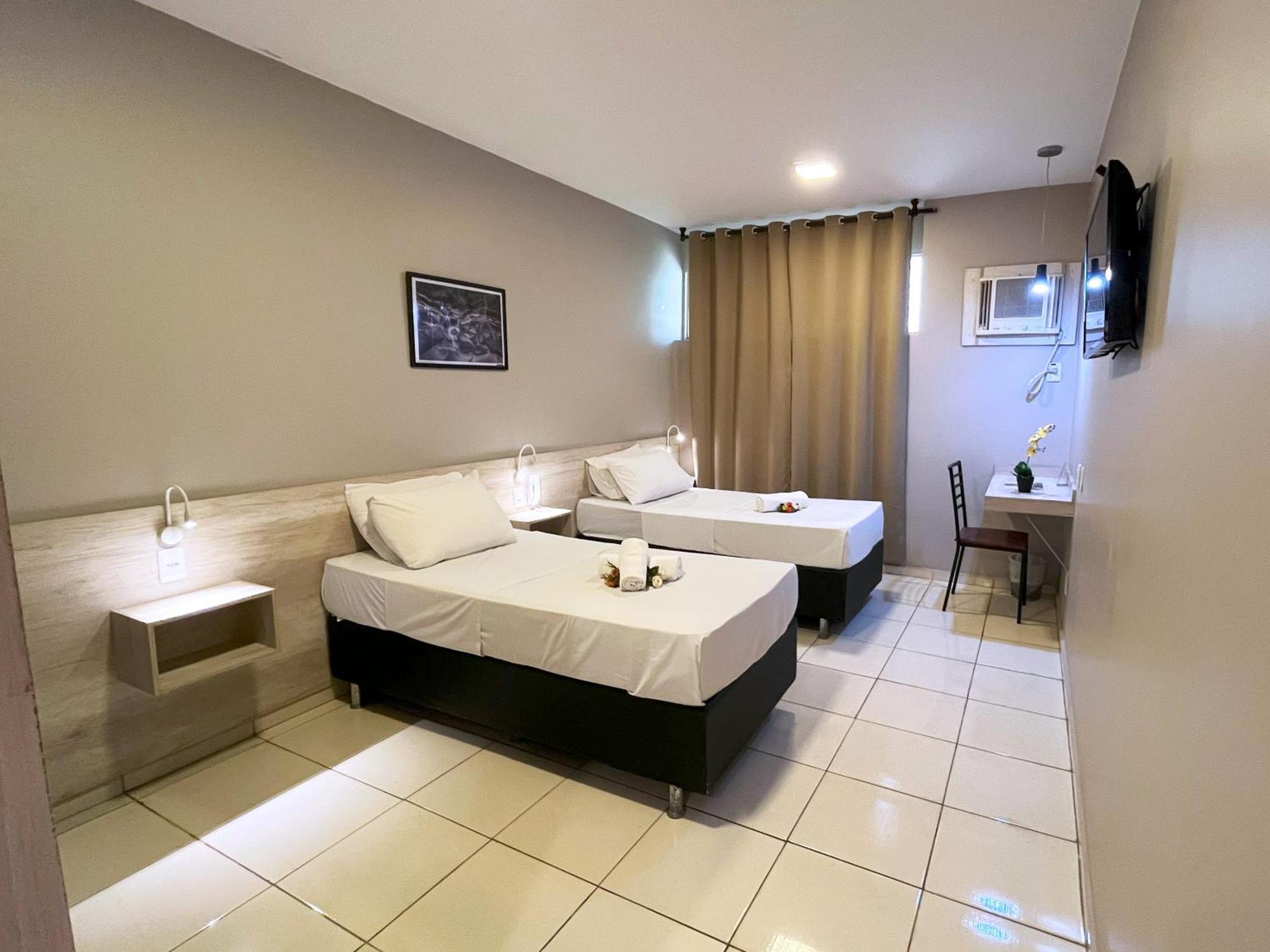 Hotel Econotel Brasilia Esterno foto